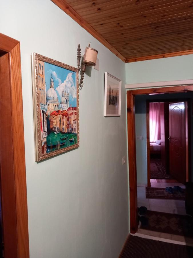 Rooms For Rent Shkoder Luaran gambar